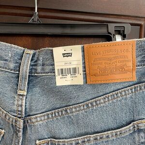 NWT Levi's Women’s Light Blue Ribcage Wide Leg Jeans